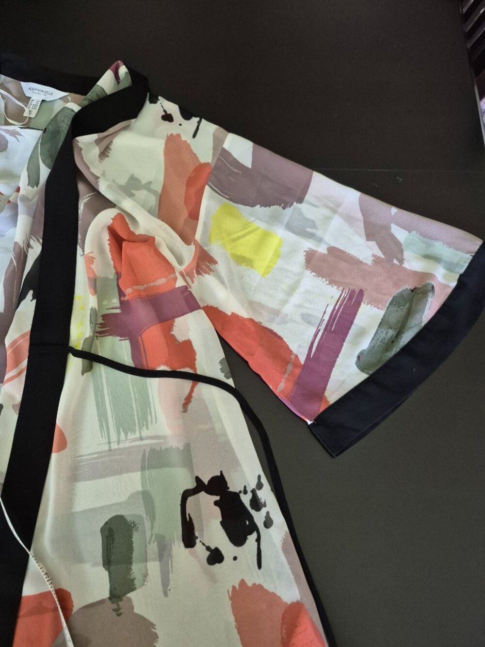 Kimono - Picture 7 of 11